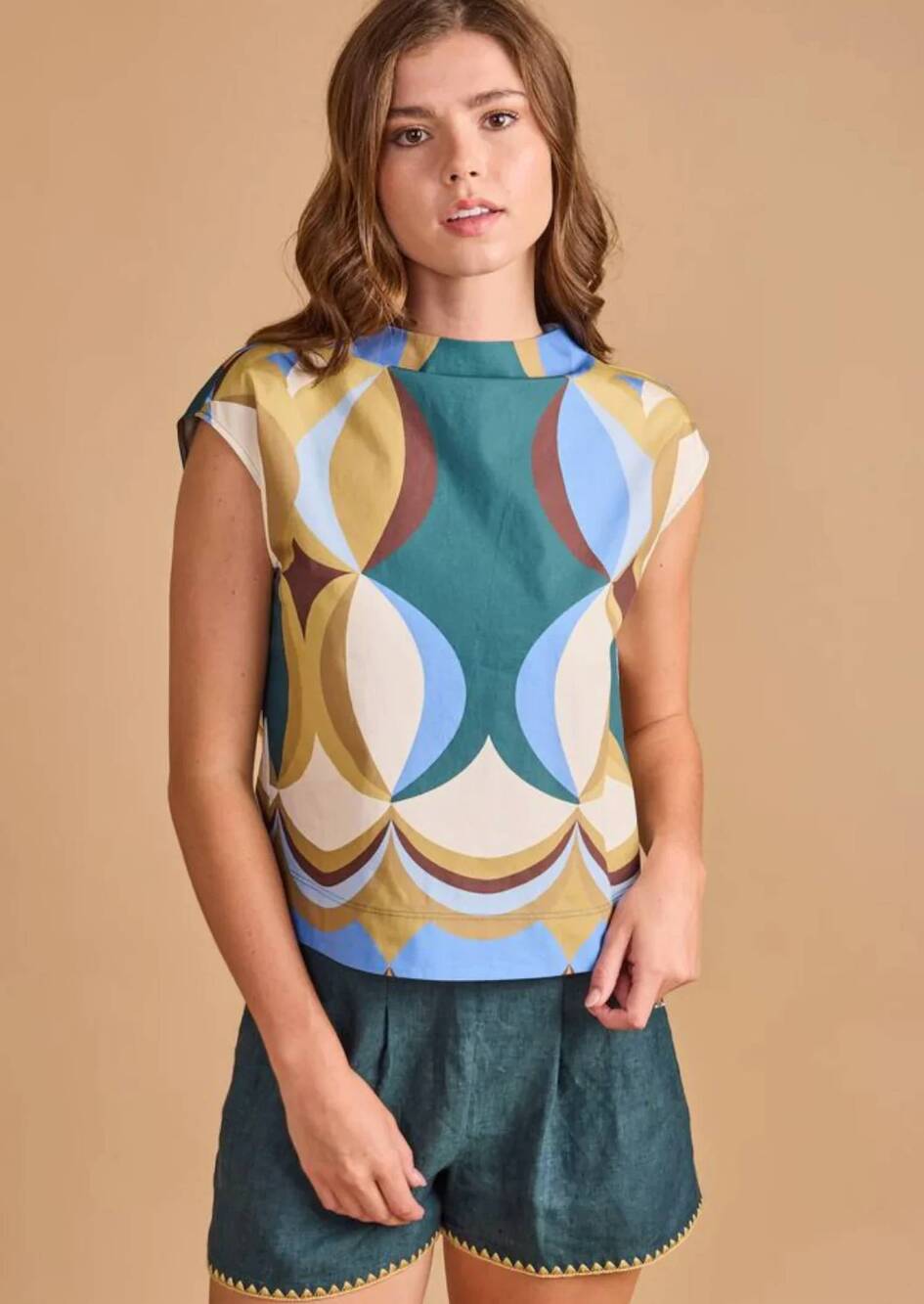 NEW THOMAS & LOURDES sadie mock neck top in pottery - Picture 1 of 3